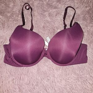 Victoria secret tshirt bra burgundy color